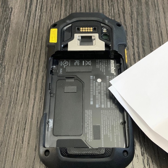 Zebra TC75 mobile computer scanner with cellullar 4G LTE (No battery) - Picture 4 of 6